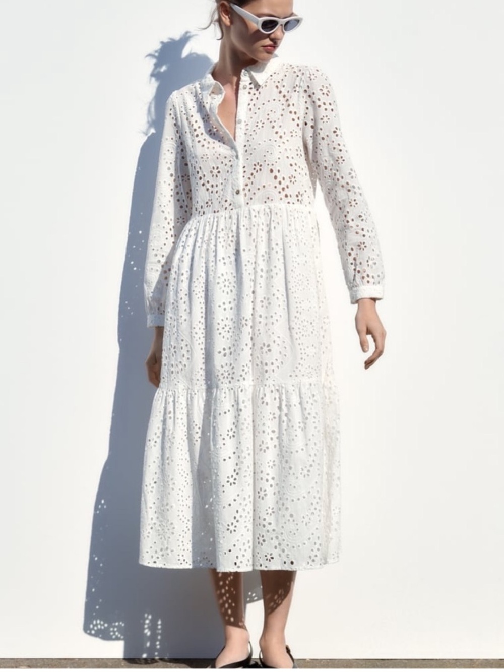 Zara White Cotton Eyelet Embroidered Midi Dress NEW - Size Medium NWT